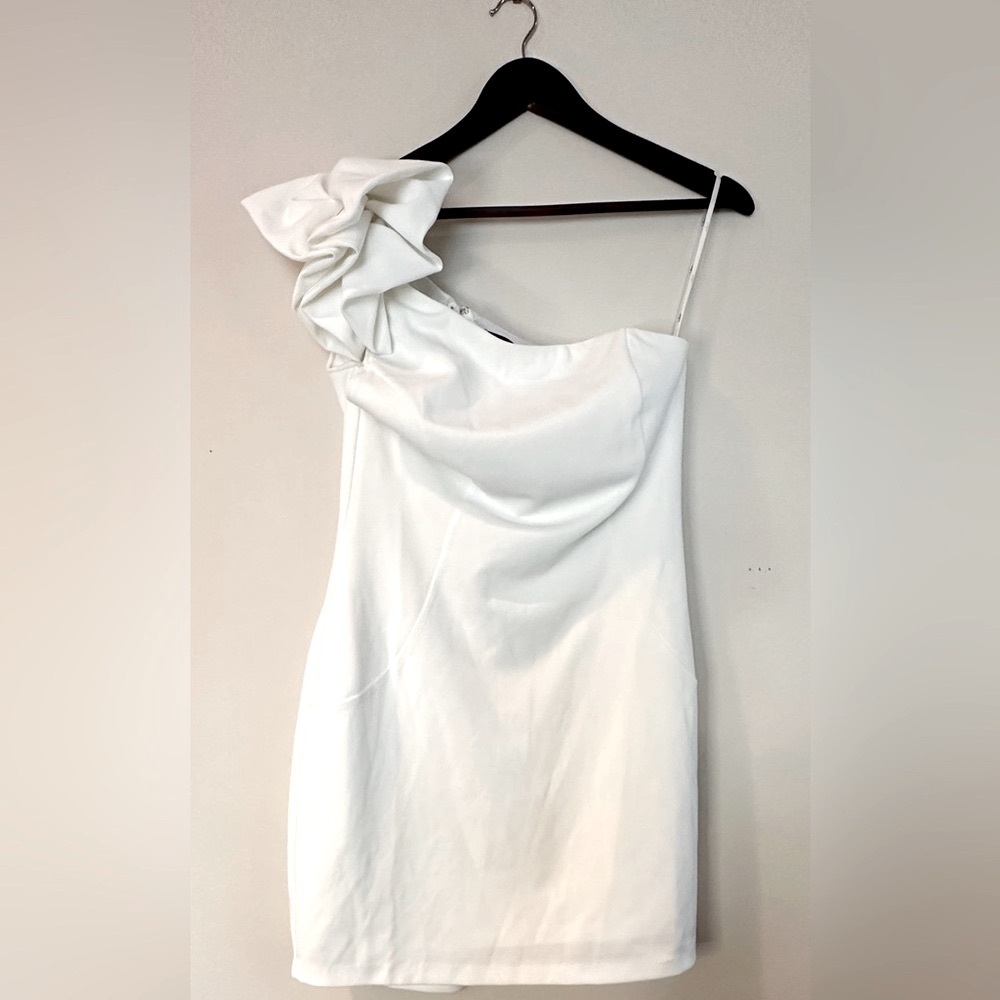 Lulus White One Shoulder Mini Dress Size Small Bridal Shower Engagement New - Picture 4 of 5